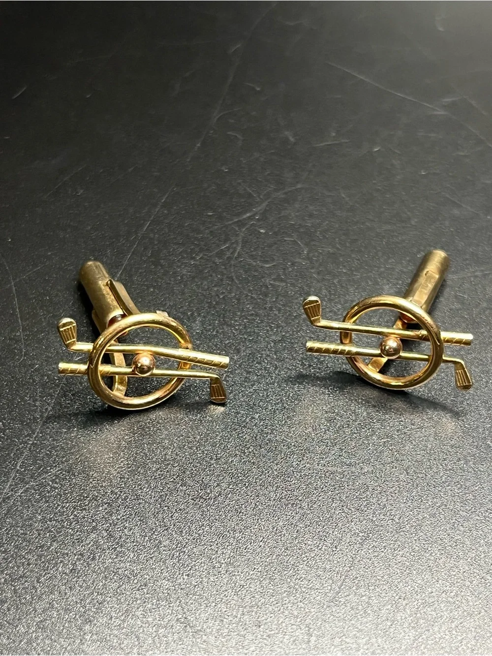 Vintage Gold Tone Golf Cufflinks Crossed Golf Clubs Golf Ball Men’s Cuff Links